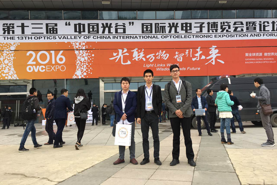 深圳納宏光電參展團隊 深圳納宏光電參展團隊