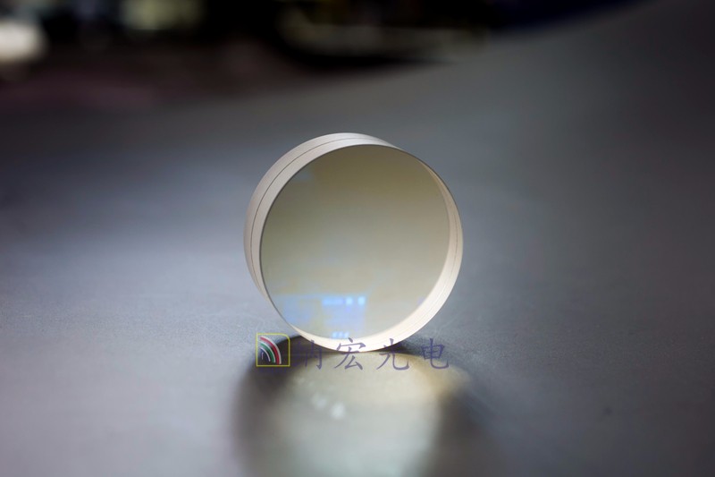 膠合好之后的透鏡 膠合好之后的透鏡
